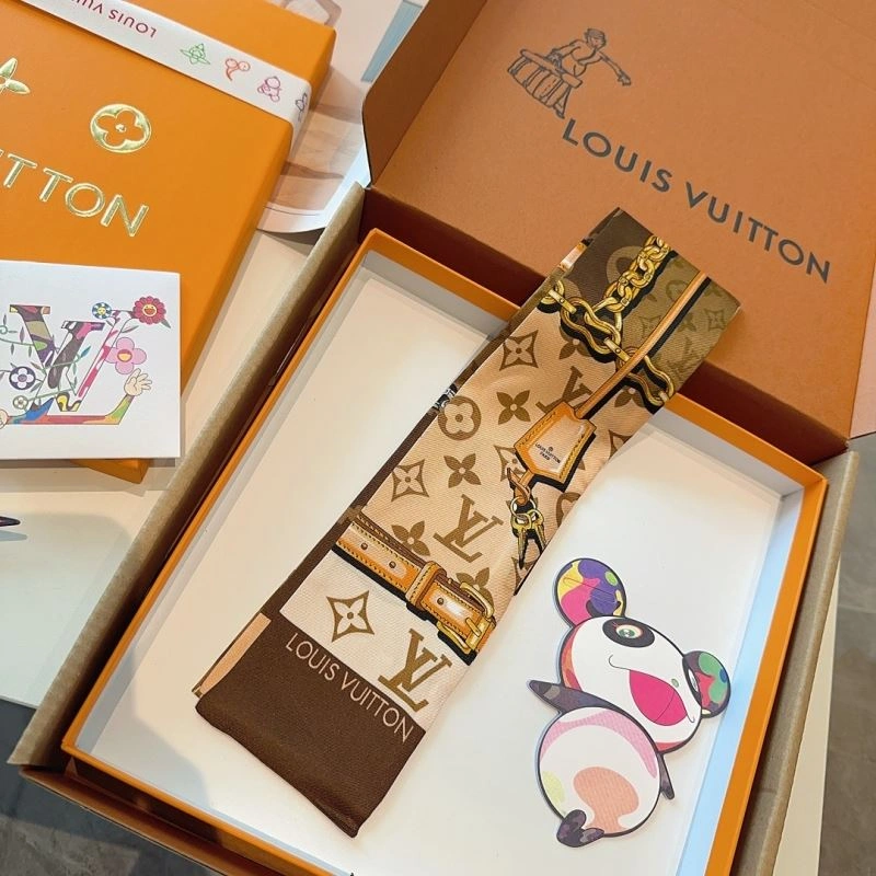 Sleek Louis Vuitton Silk 272606