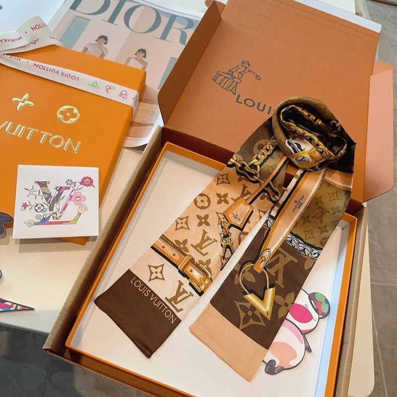 Sleek Louis Vuitton Silk 272606