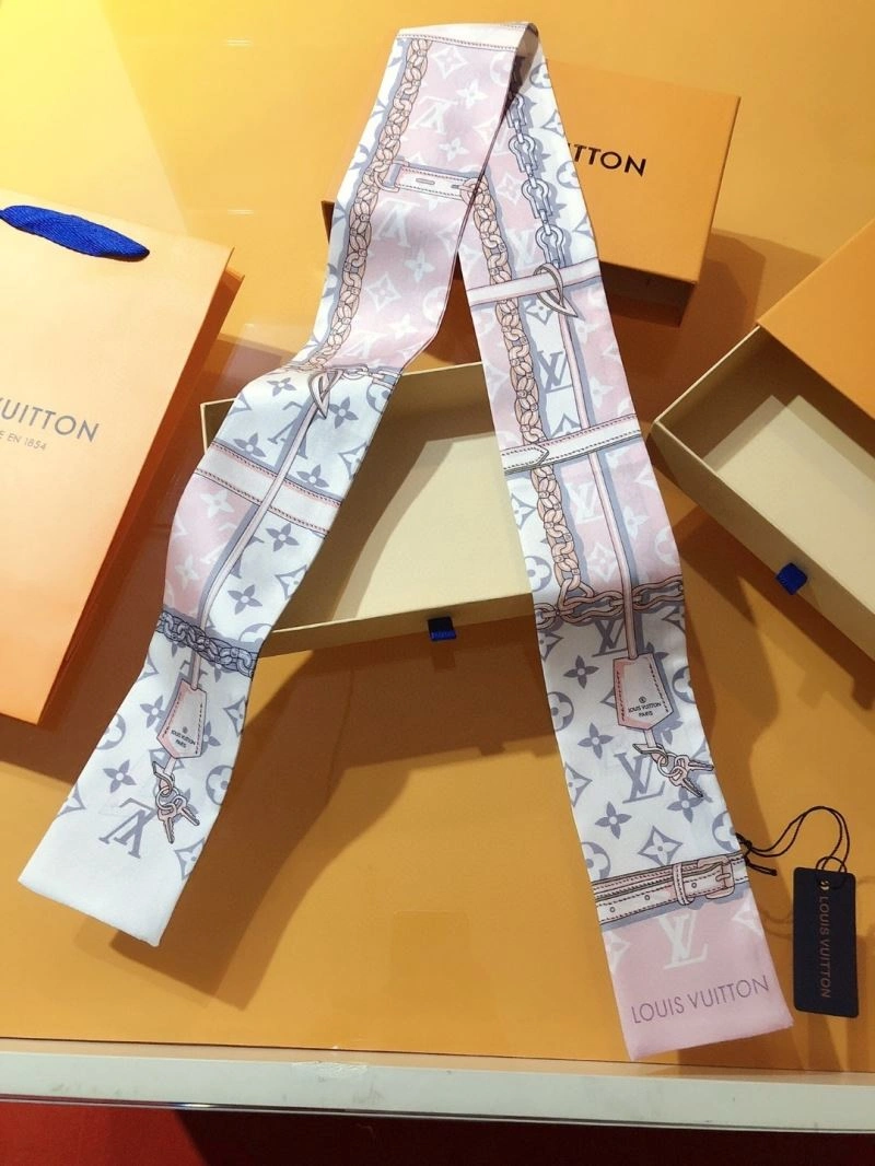 Elegant Louis Vuitton Silk 272595