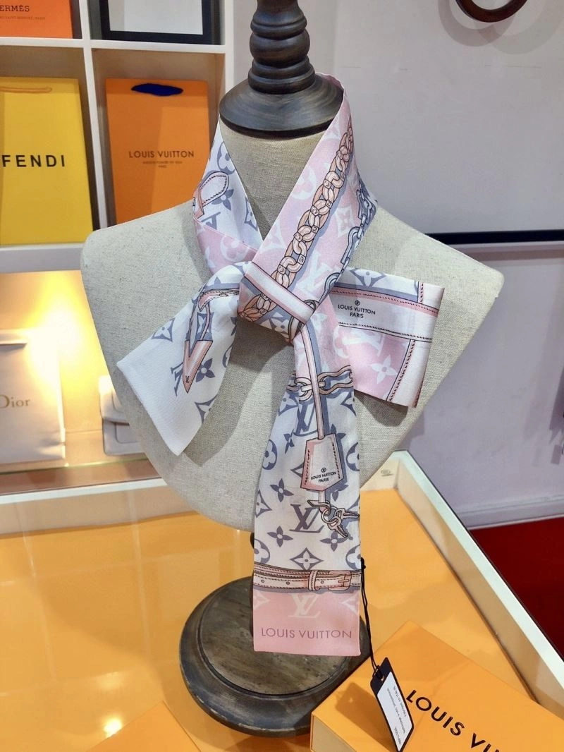 Elegant Louis Vuitton Silk 272595