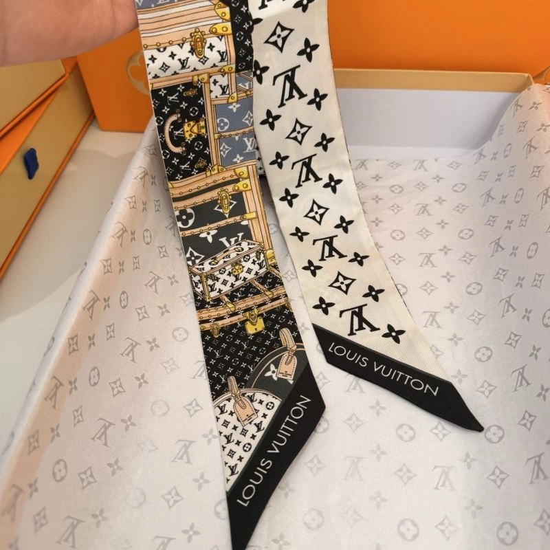 Louis Vuitton Silk Reliable 272599