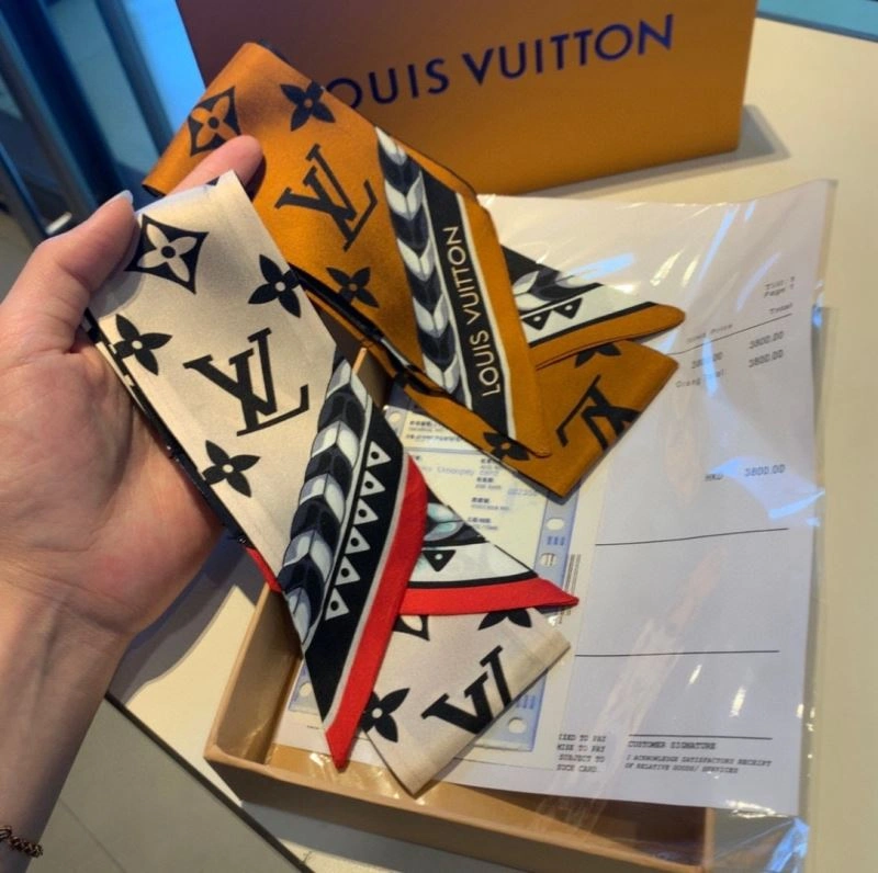 FlexibleFit Louis Vuitton Silk 272583