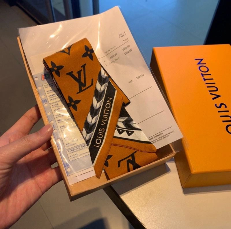 FlexibleFit Louis Vuitton Silk 272583