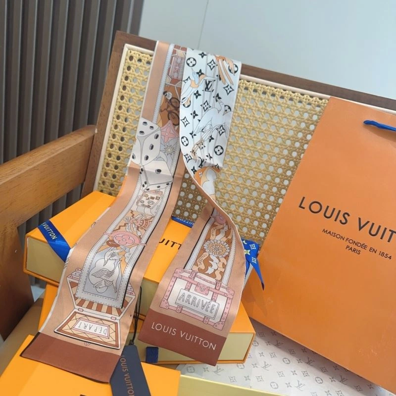 Louis Vuitton Silk Timeless 272578