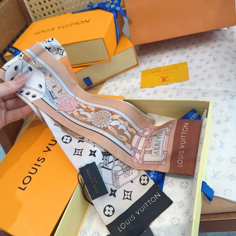 Louis Vuitton Silk Timeless 272578