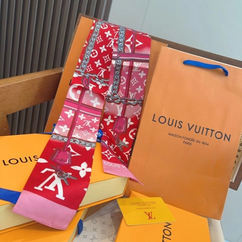 Louis Vuitton Silk FreshLook 272600