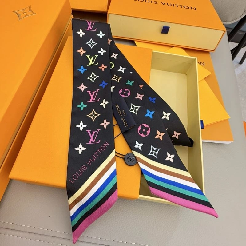 Louis Vuitton Silk Timeless 272573