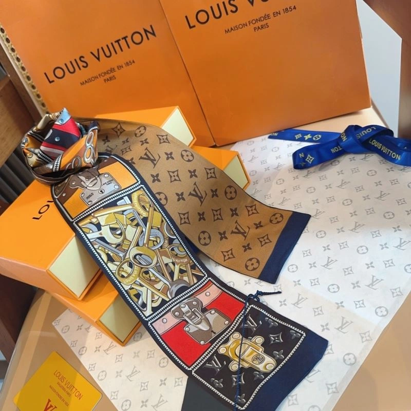 Louis Vuitton Silk Colorful 272547