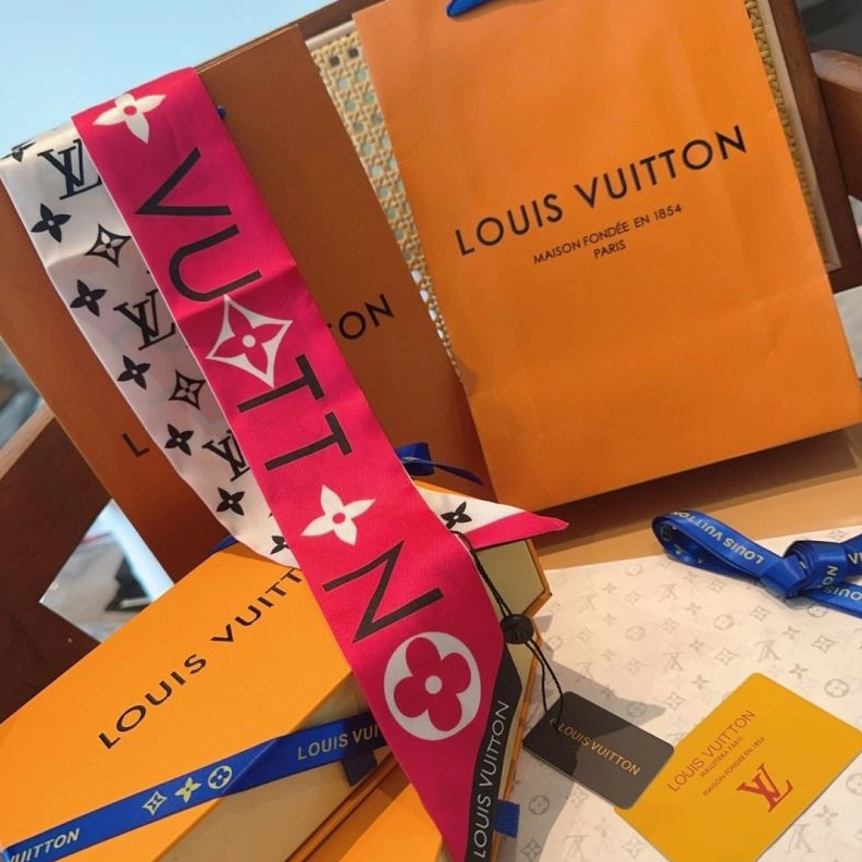 SmoothTexture Louis Vuitton Silk 272541