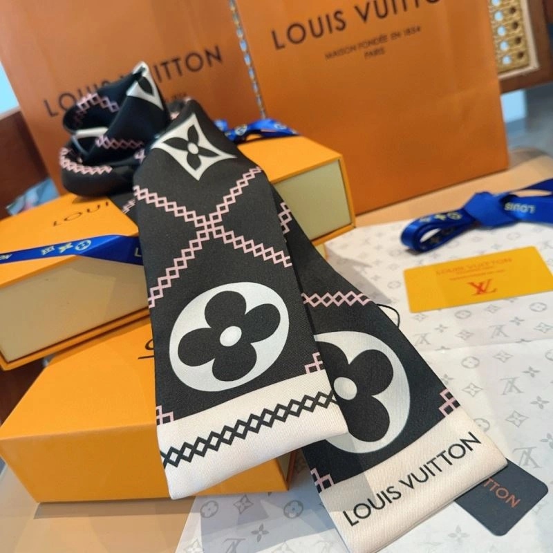 Louis Vuitton Silk Sustainable 272556