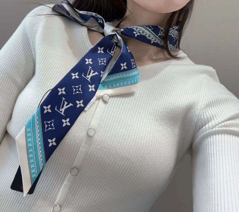 Louis Vuitton Silk FreshLook 272546