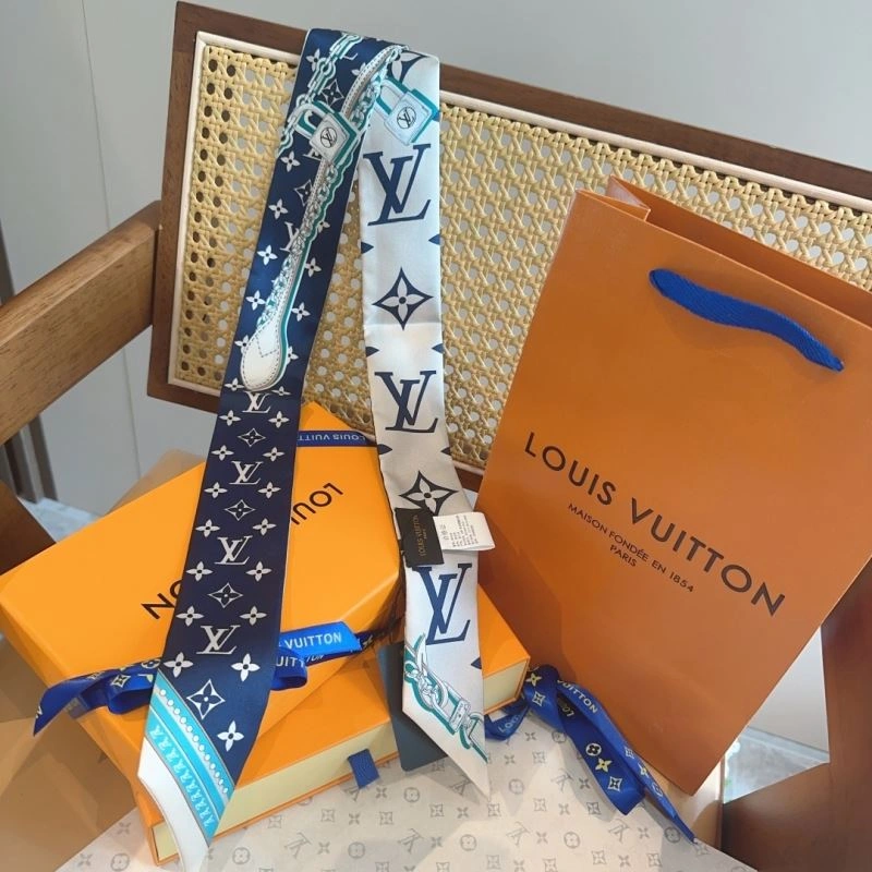 Louis Vuitton Silk FreshLook 272546