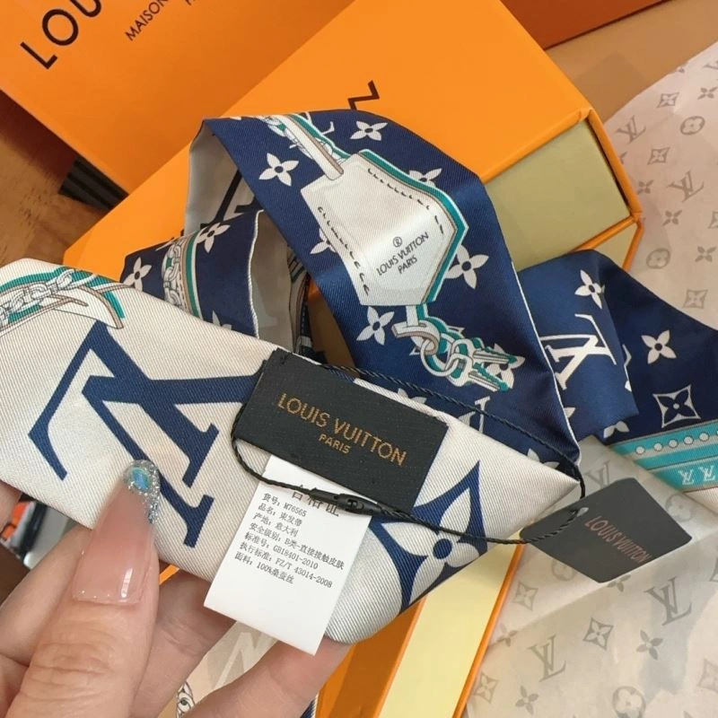 Louis Vuitton Silk FreshLook 272546