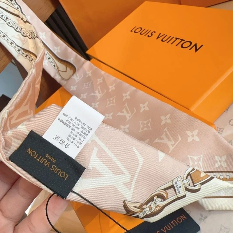 Louis Vuitton Silk MoistureWicking 272552
