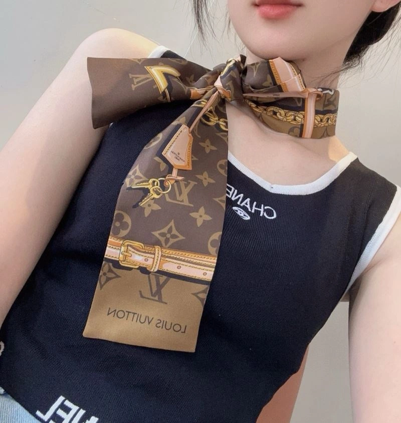 Louis Vuitton Silk NewStyle 272564