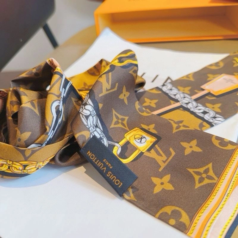 Louis Vuitton Silk NewStyle 272564