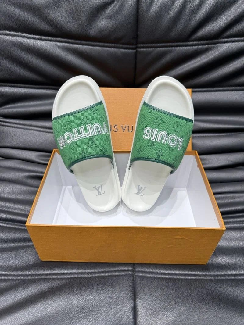 Minimalist Louis Vuitton Slippers 30723