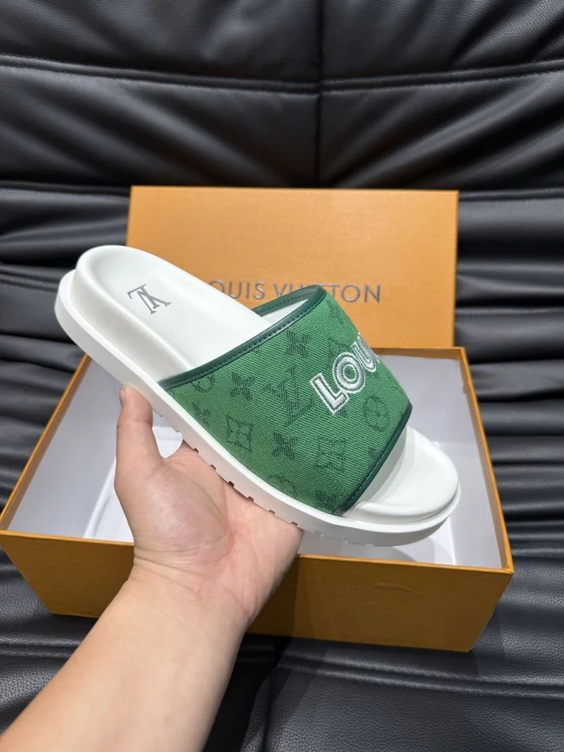 Minimalist Louis Vuitton Slippers 30723