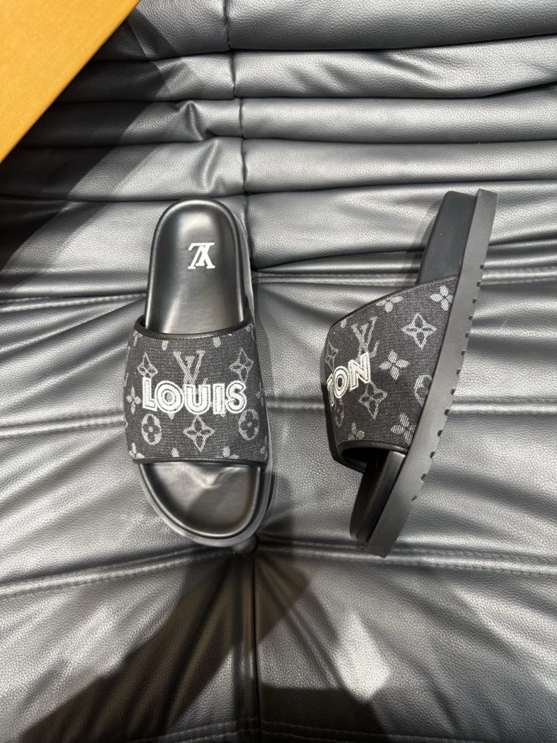 SmartChoice Louis Vuitton Slippers 30714