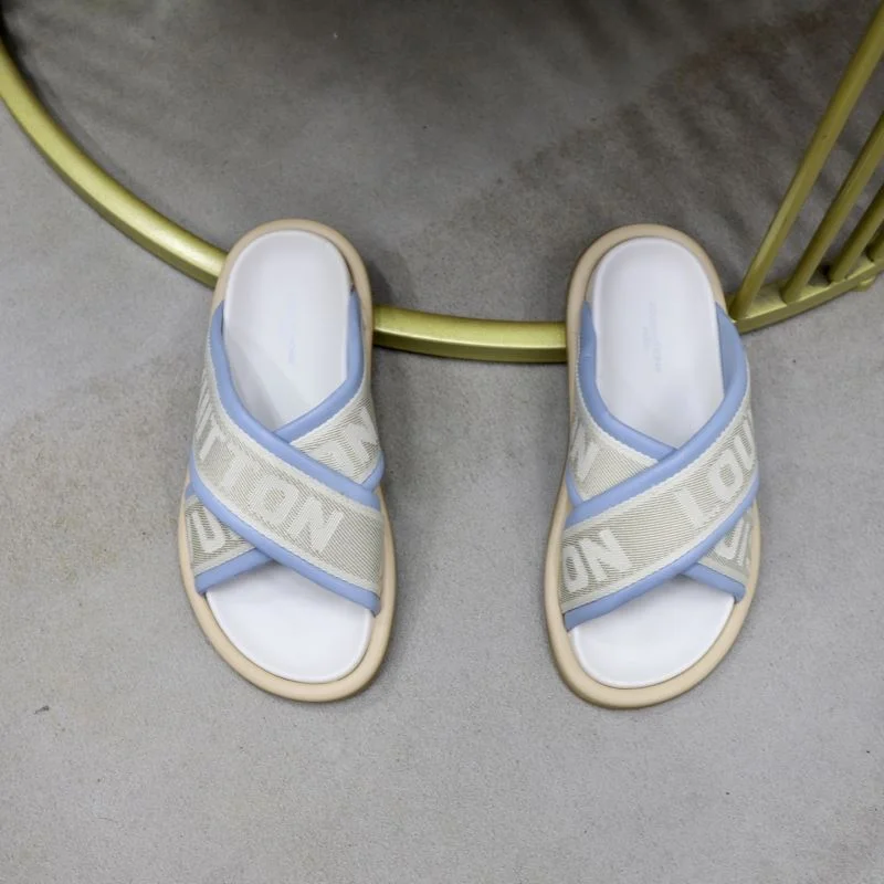 Soft Louis Vuitton Slippers 30707