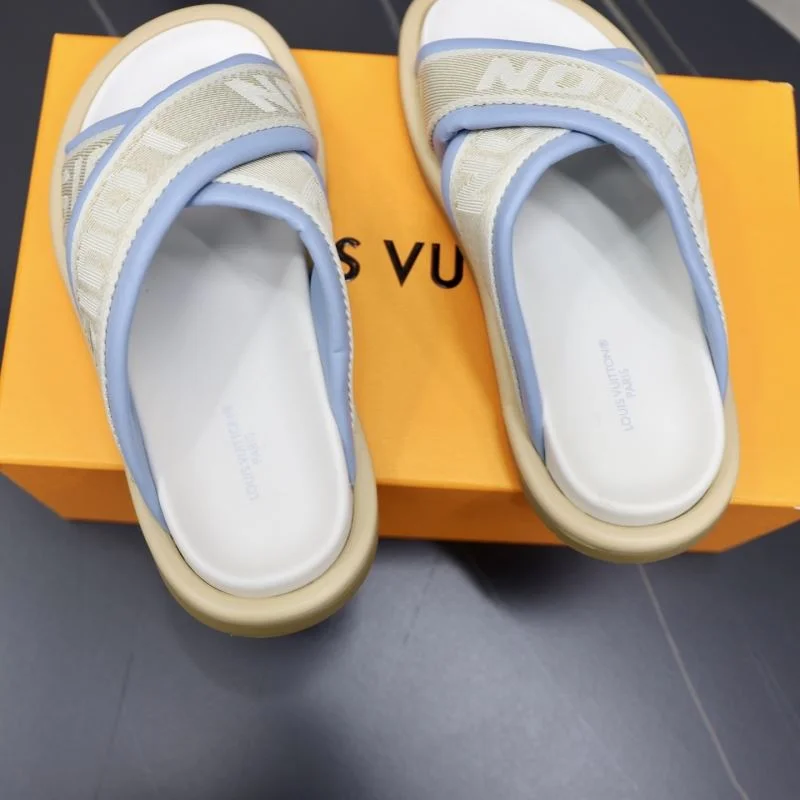 Soft Louis Vuitton Slippers 30707