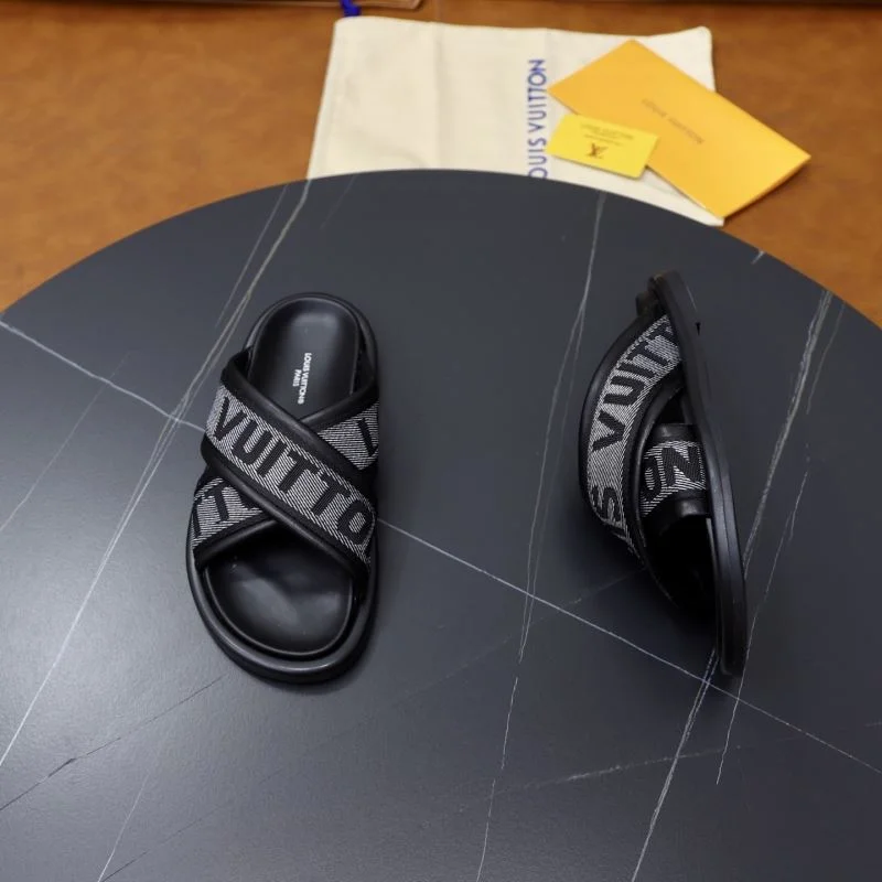 Seasonal Louis Vuitton Slippers 30725
