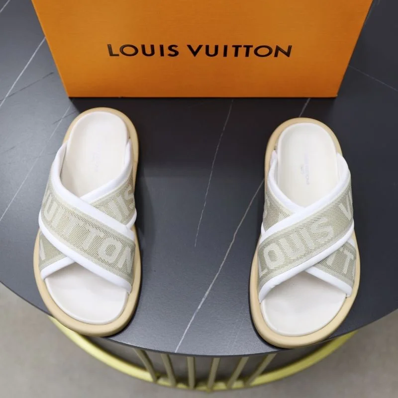 NewStyle Louis Vuitton Slippers 30726