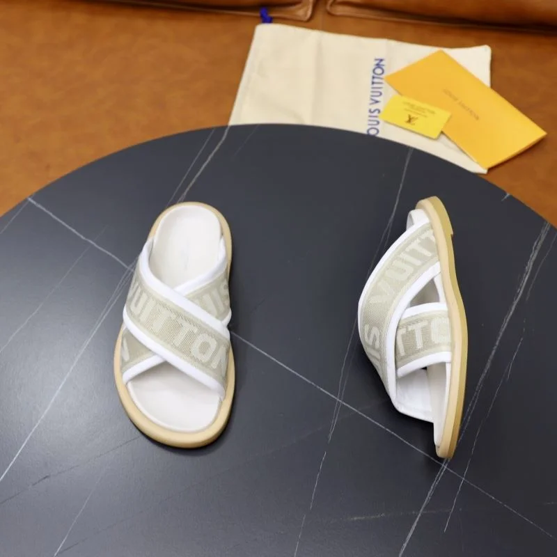 NewStyle Louis Vuitton Slippers 30726
