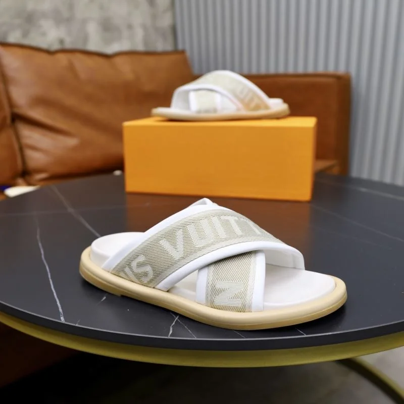 NewStyle Louis Vuitton Slippers 30726