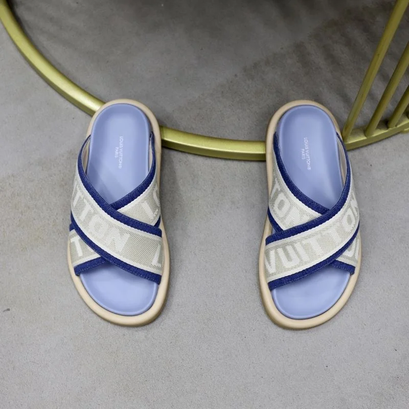 Sleek Louis Vuitton Slippers 30701