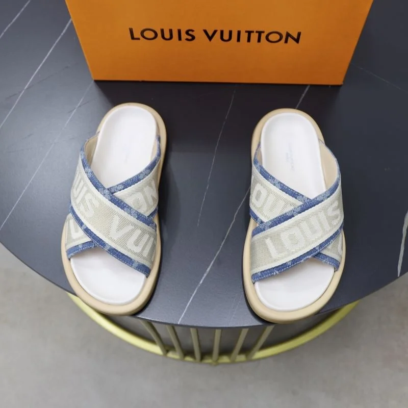 WellDesigned Louis Vuitton Slippers 30697
