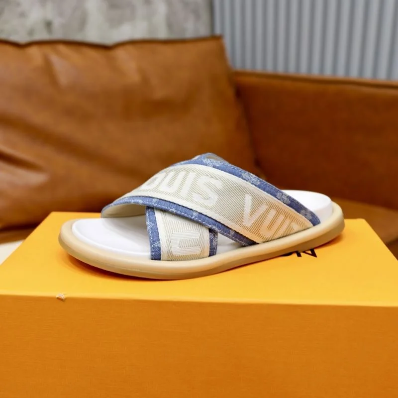 WellDesigned Louis Vuitton Slippers 30697