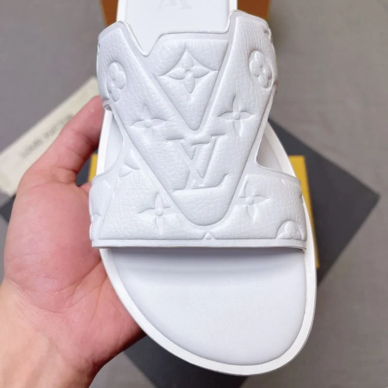 ZipUp Louis Vuitton Slippers 30666