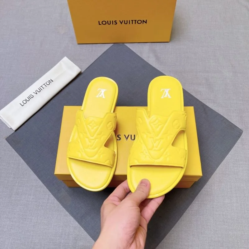 EyeCatching Louis Vuitton Slippers 30665