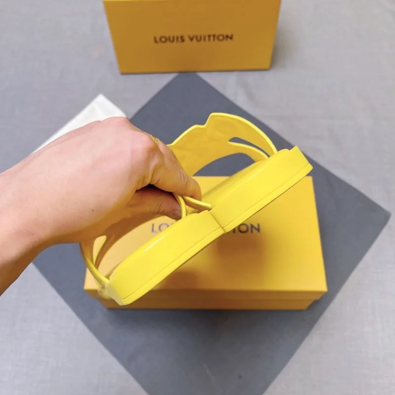 EyeCatching Louis Vuitton Slippers 30665