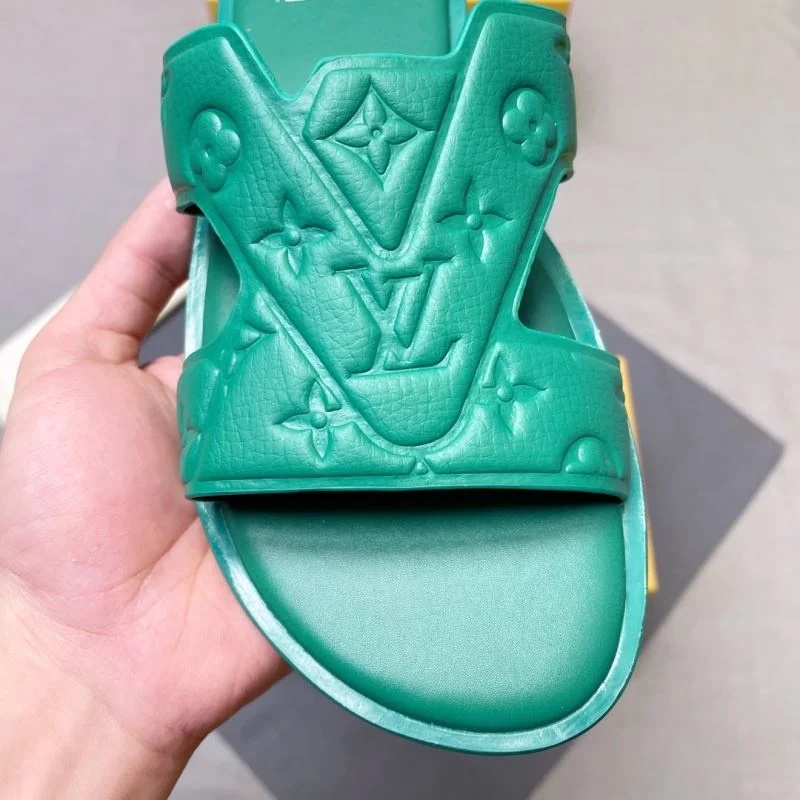 Louis Vuitton Slippers Youthful 30670