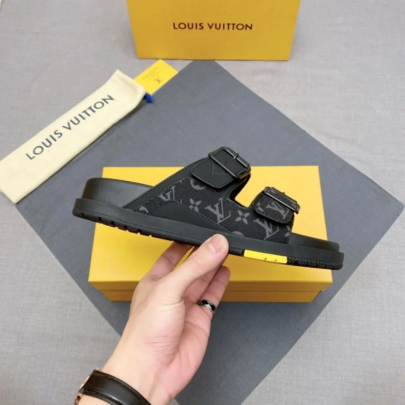 UrbanStyle Louis Vuitton Slippers 30664