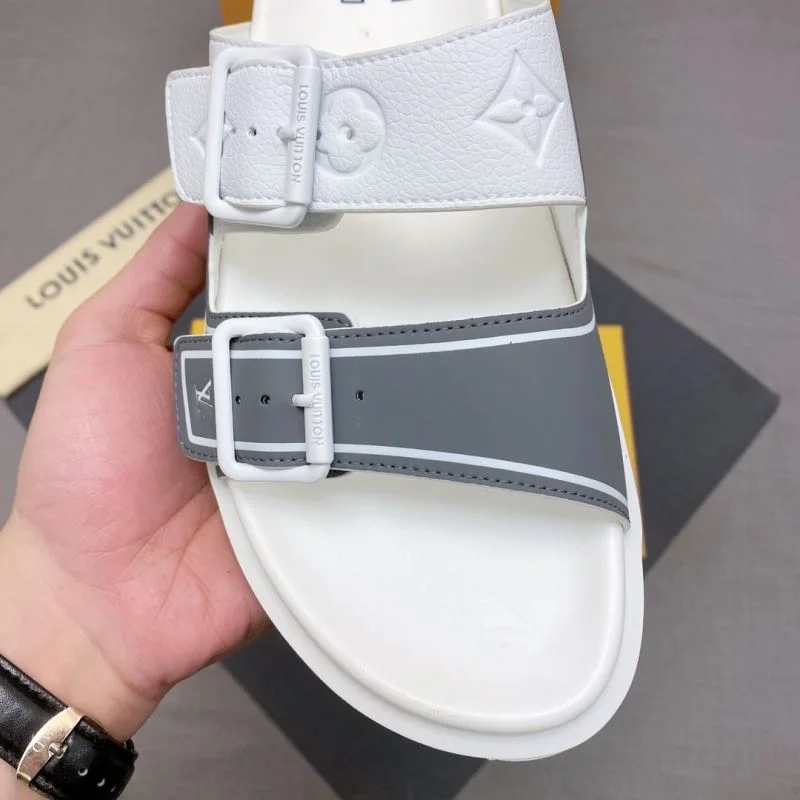 ModernLook Louis Vuitton Slippers 30674