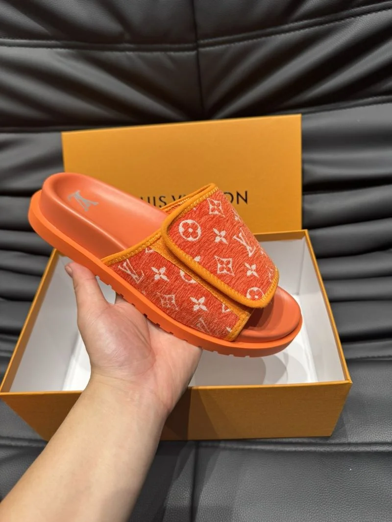 Colorful Louis Vuitton Slippers 30659