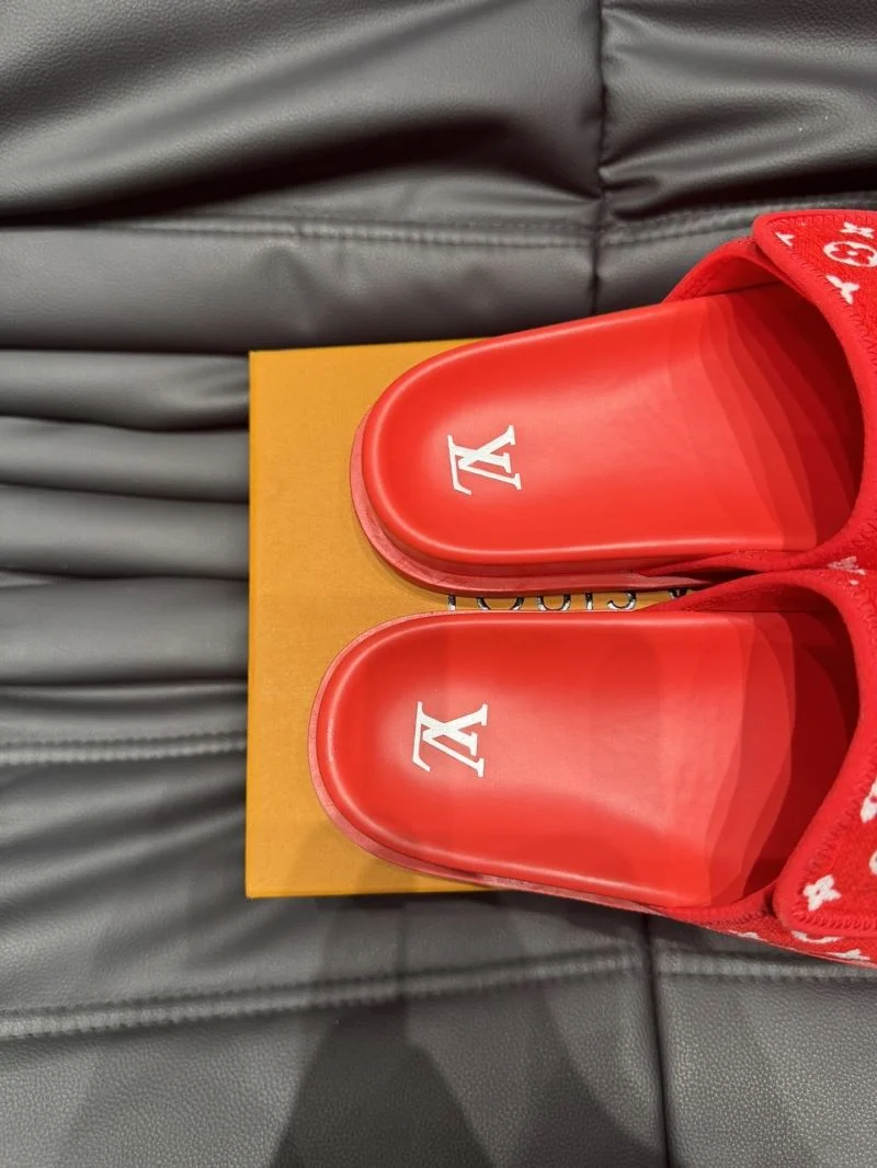 Louis Vuitton Slippers Bold 30673