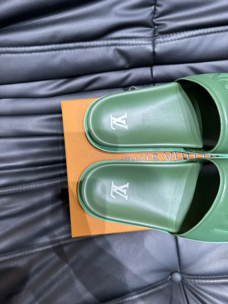 FastDry Louis Vuitton Slippers 30656