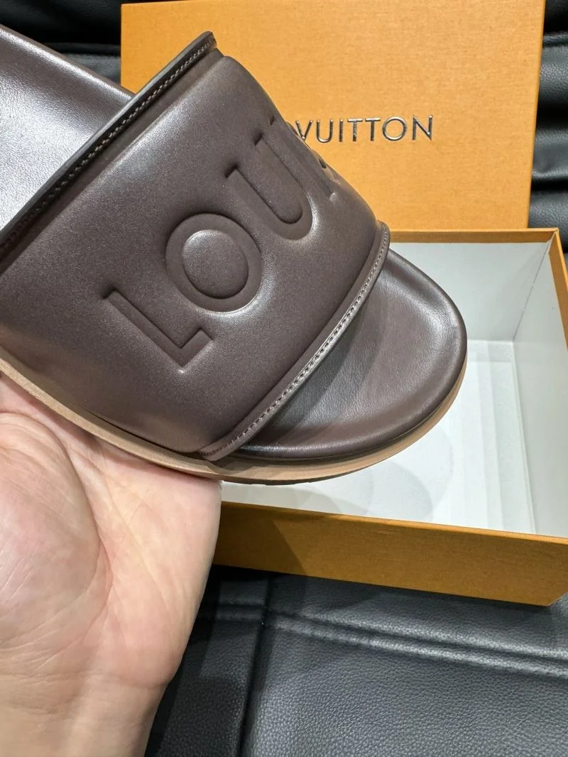 MultiPurpose Louis Vuitton Slippers 30654