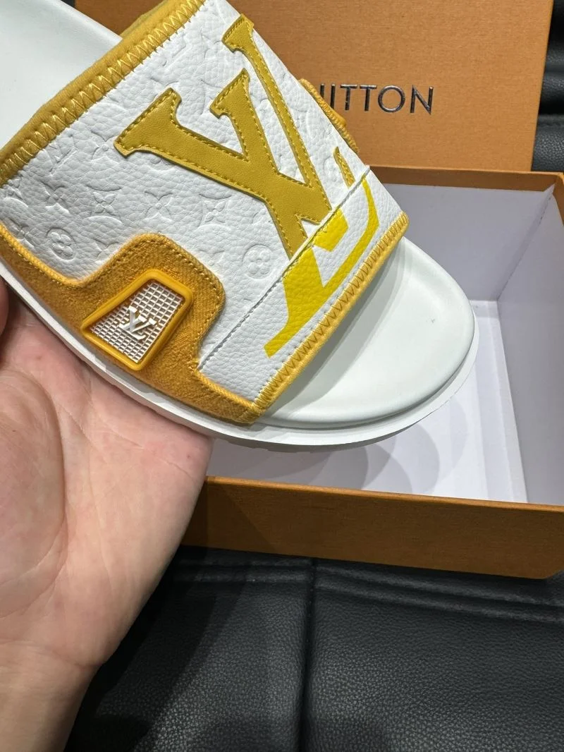Louis Vuitton Slippers Refined 30626