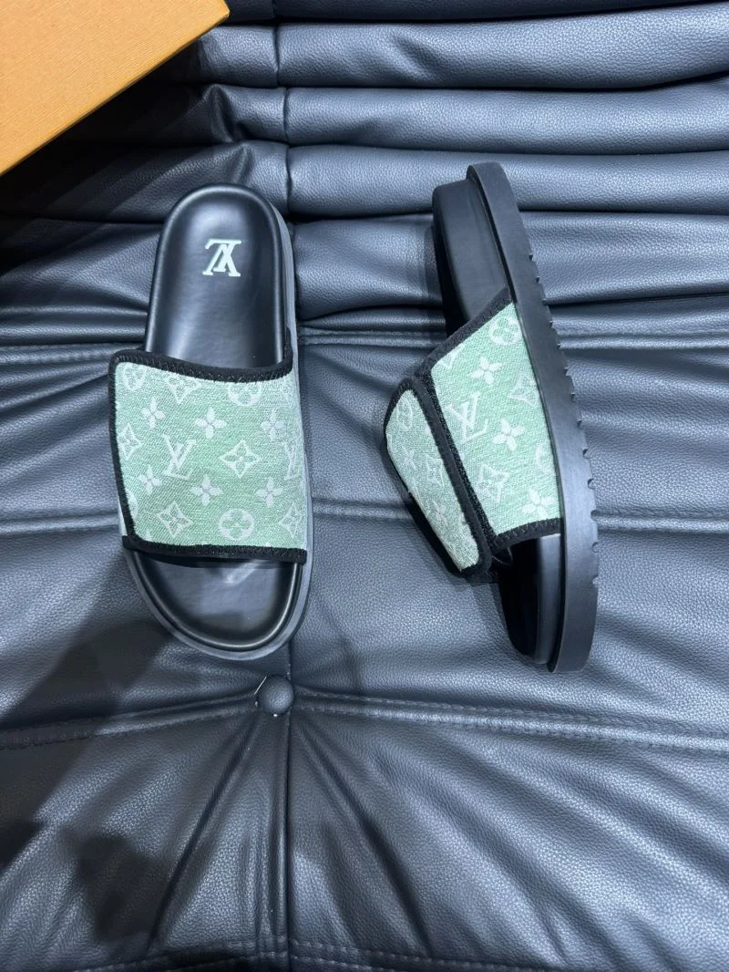Thermal Louis Vuitton Slippers 30635