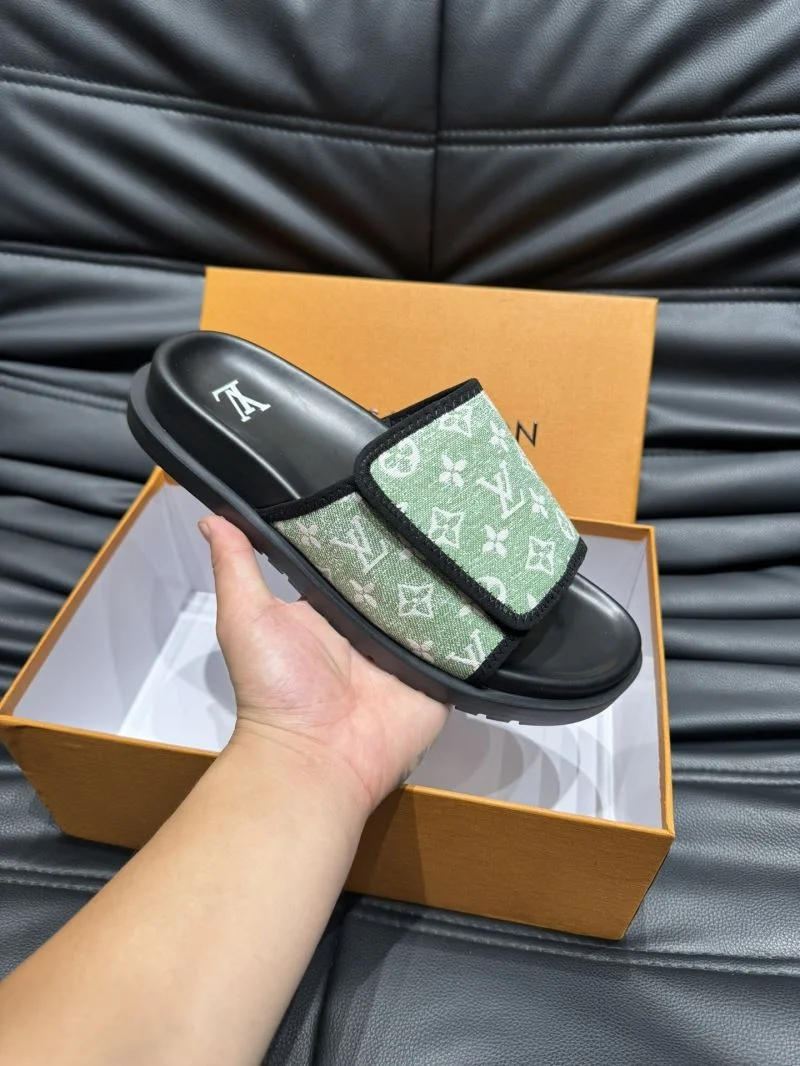 Thermal Louis Vuitton Slippers 30635