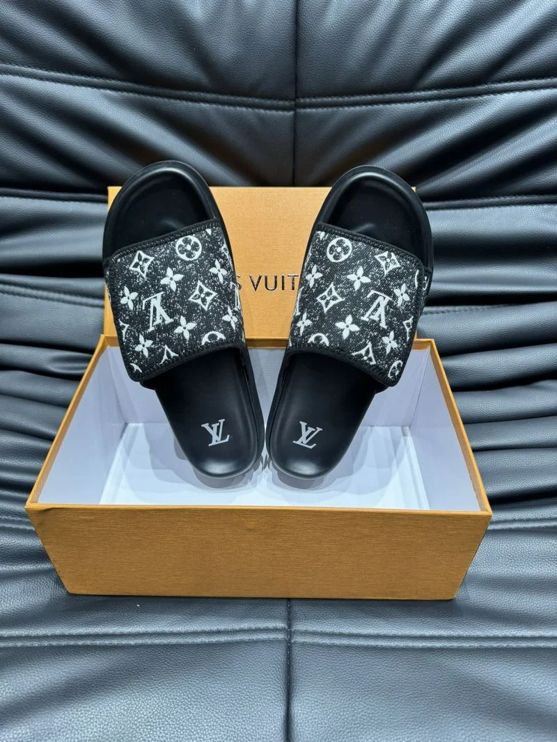 Louis Vuitton Slippers SmoothTexture 30639