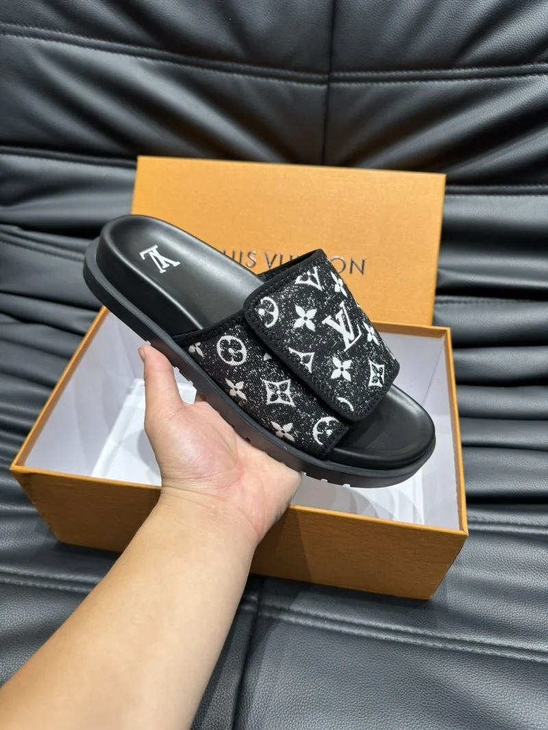 Louis Vuitton Slippers SmoothTexture 30639
