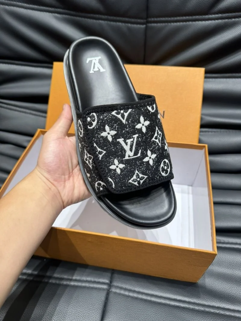 Louis Vuitton Slippers SmoothTexture 30639