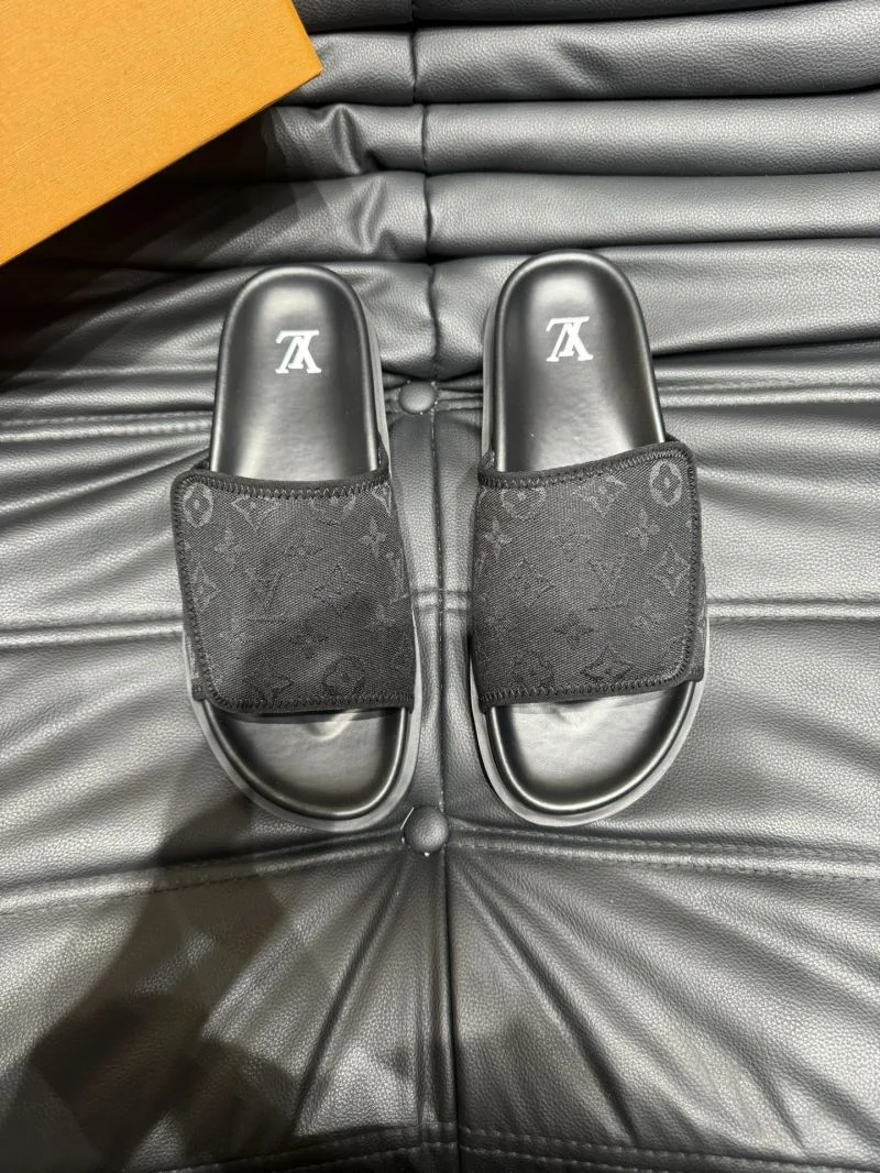 FlexibleFit Louis Vuitton Slippers 30644