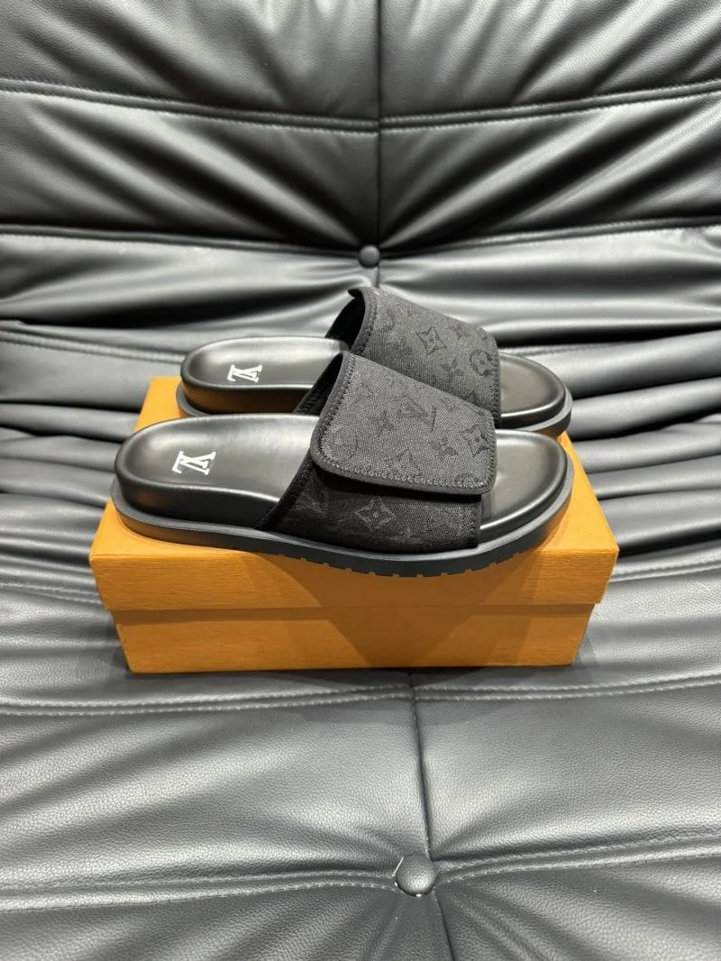 FlexibleFit Louis Vuitton Slippers 30644